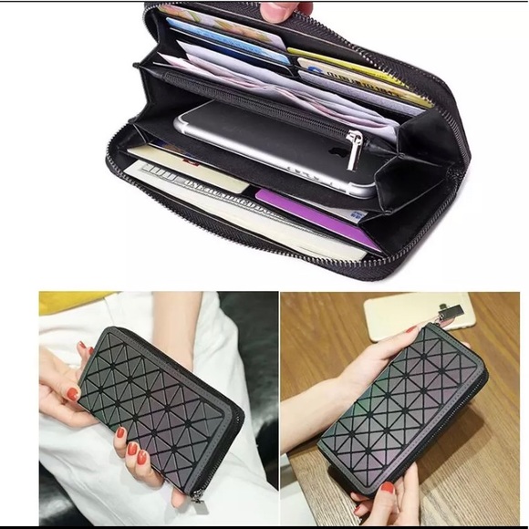 🔥😍 1 LEFT Light Reflective Wallets 😍🔥 - Picture 8 of 12